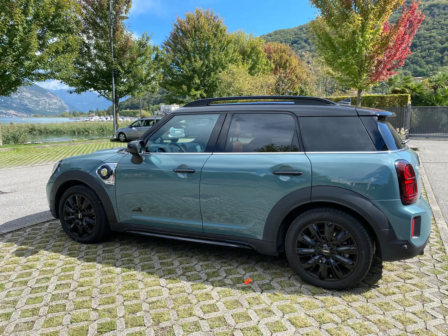 MINI Cooper SE Countryman ALL4 Verde - 2