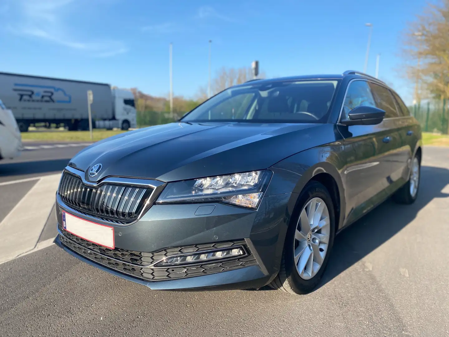 Skoda Superb Superb Combi 1.4 TSI iV DSG Style Gris - 2
