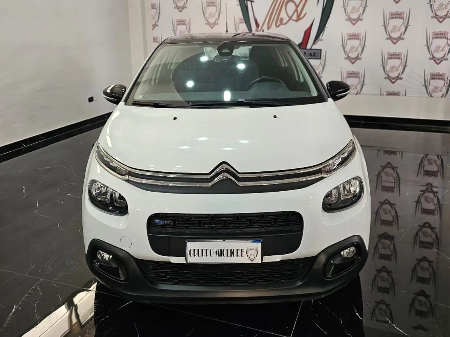 Citroen C3 C3 1.2 puretech Shine 82cv Bianco - 1