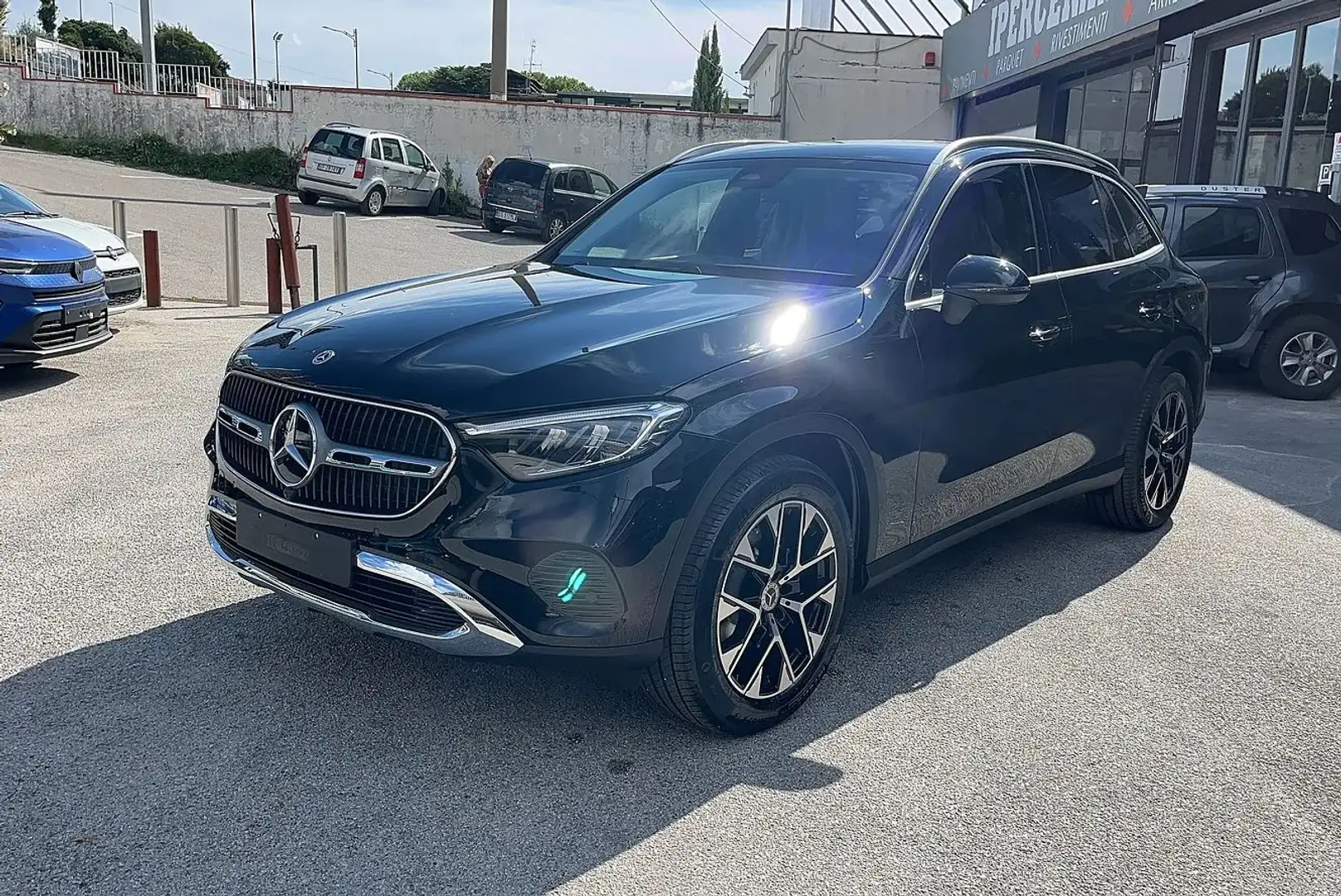 Mercedes-Benz GLC 220 GLC 220 d Advanced 4matic auto KM0 Schwarz - 1