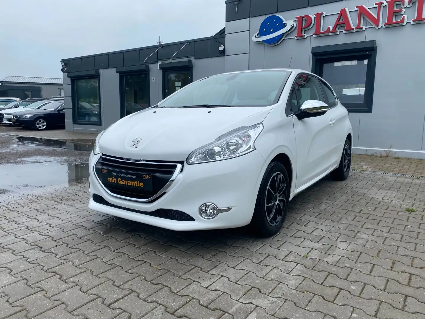 Peugeot 208 Allure Weiß - 1