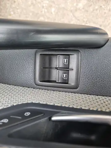 Volkswagen Scirocco view 17