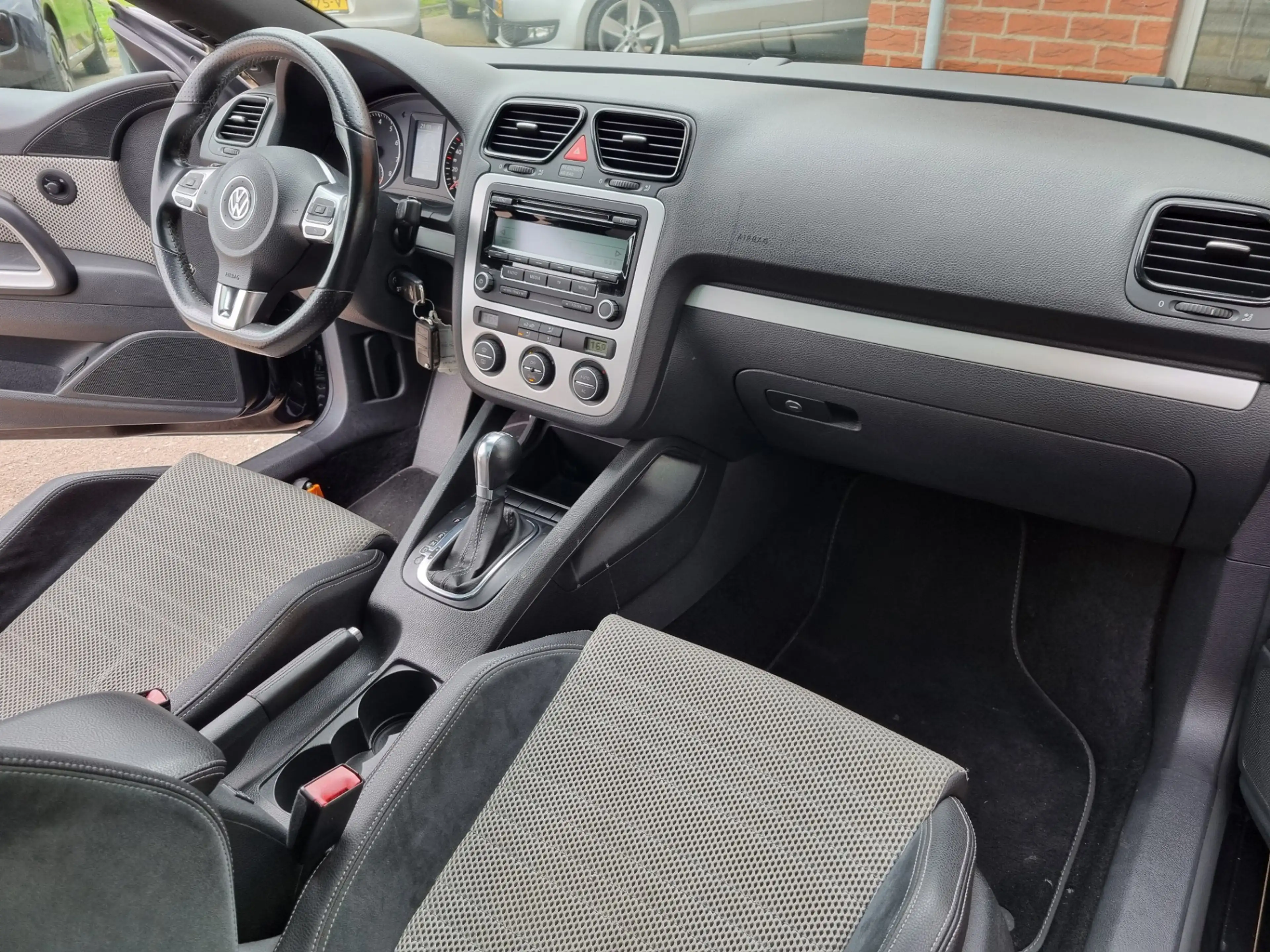 Volkswagen Scirocco 1.4 TSI Highline Plus 3-deurs Automaat Clima Bj.:2 — photo 9