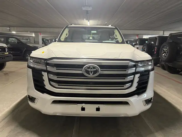 Toyota Land Cruiser LC 300 VXR 3.5 TWIN TURBO  OUT OF EU