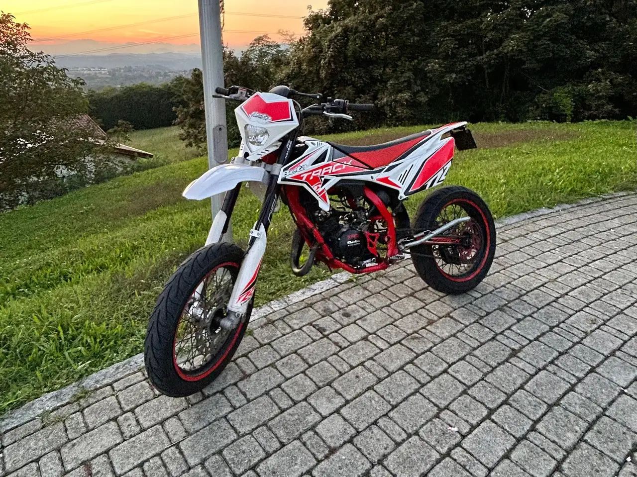 Beta RR 50