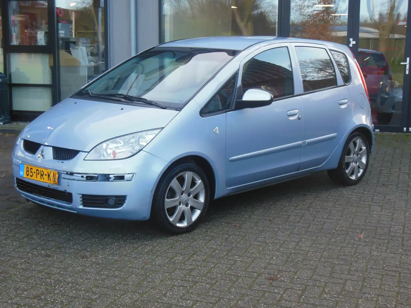 Mitsubishi Colt 1.5 Instyle Automaat Staat in De Krim Blau - 1
