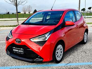 Aygo II 2020 5p 5p 1.0 x-play 72cv AUTOMATICA