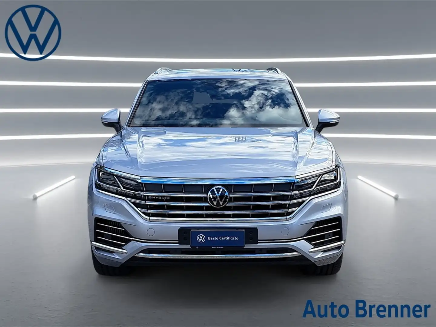 Volkswagen Touareg 3.0 v6 tsi eh elegance tiptronic Grijs - 2