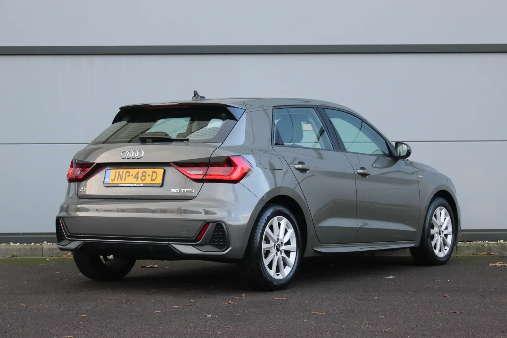 Audi A1 Sportback 30 TFSI Advanced edition Aut. | Carplay Gris - 2