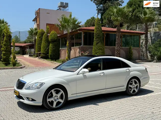 Mercedes-Benz S 320 S320 CDI 4-Matic Lang AMG-PAKET/DESIGNO/PANO/BOMVO