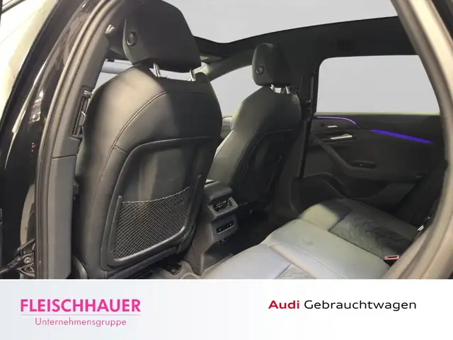 Audi A6 Avant view 13