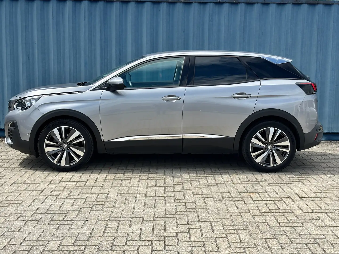 Peugeot 3008 Allure Grijs - 2
