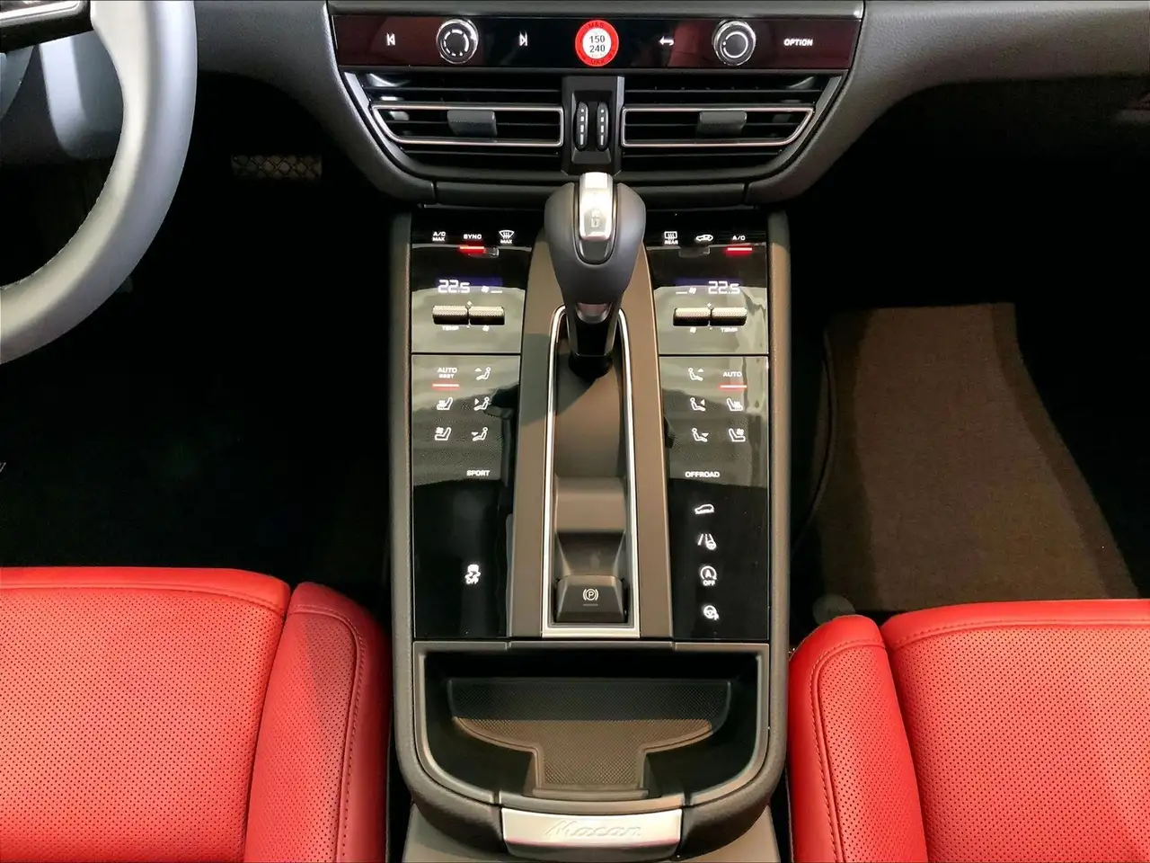 Porsche Macan снимка Porsche Macan