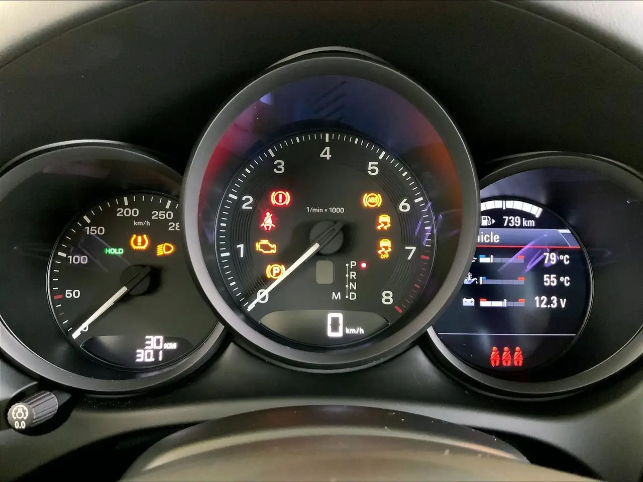 Porsche Macan снимка Porsche Macan