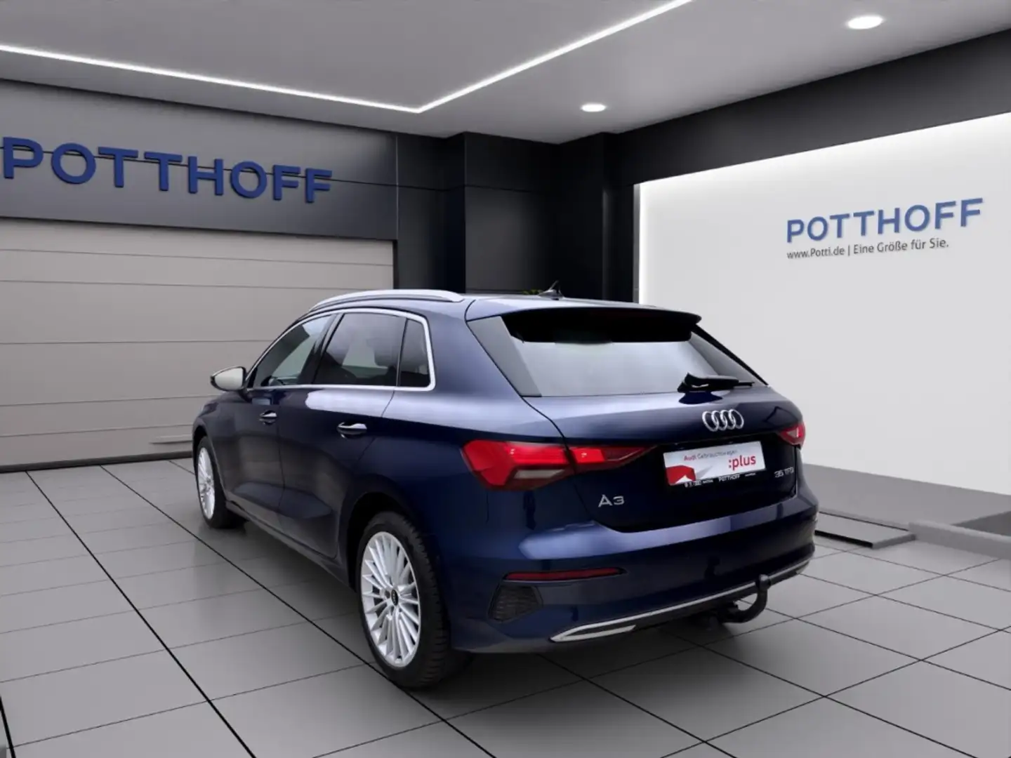 Audi A3 Sportback 35 TFSI AHK SITZHZG PDC KLIMA Blau - 2