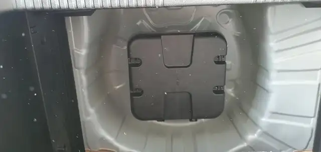 Mitsubishi Colt view 13