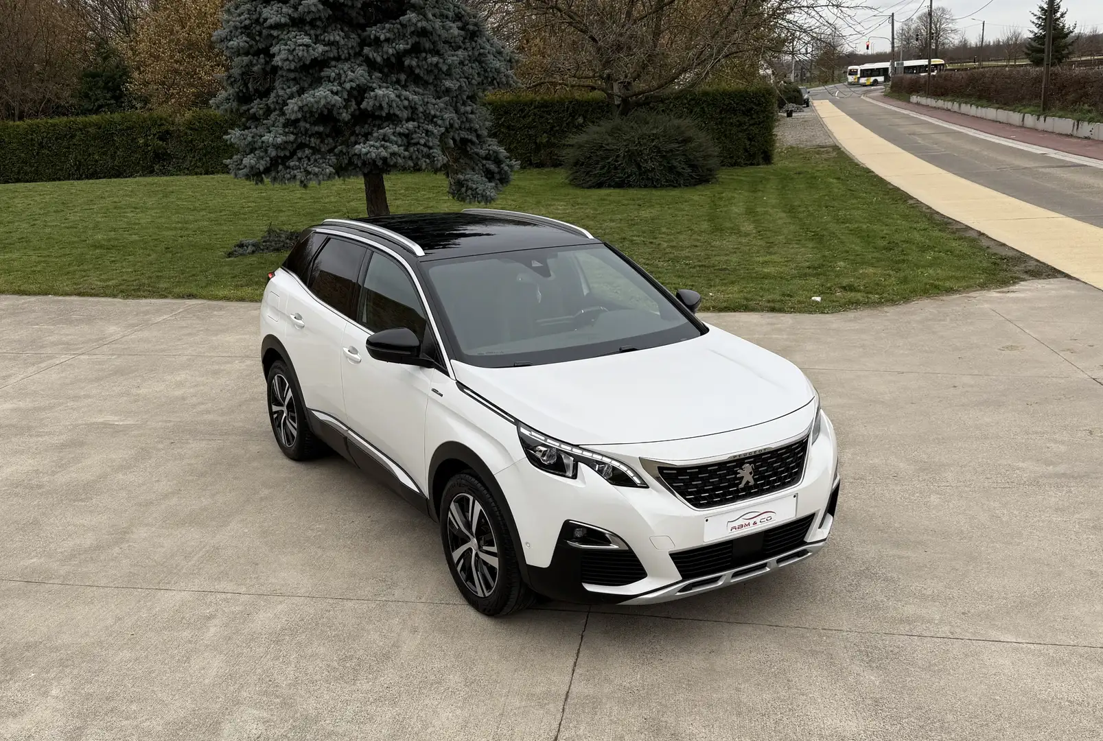Peugeot 3008 GT Line Aut. ** CarPlay - Caméra ** GAR 12M Blanc - 1