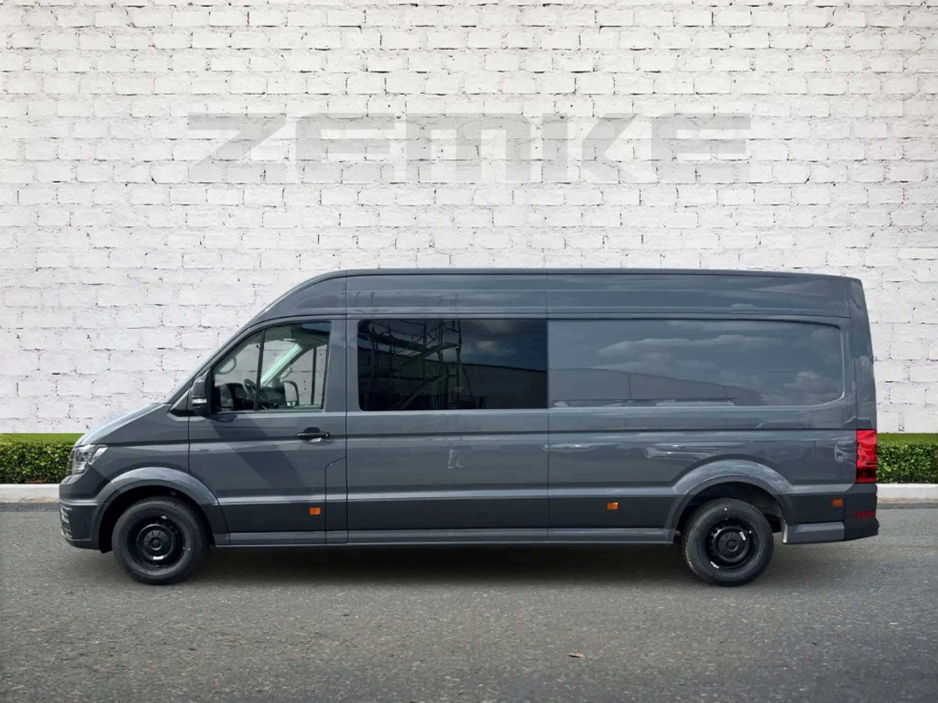 Volkswagen Crafter 35 Kasten Plus 2,0 TDI 6-Sitzer L3H2 Stand 2026 건메탈 사진 2