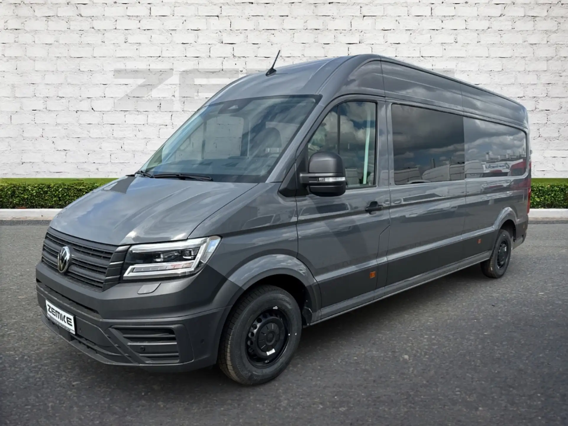 Volkswagen Crafter 35 Kasten Plus 2,0 TDI 6-Sitzer L3H2 Stand 2026 건메탈 사진 1