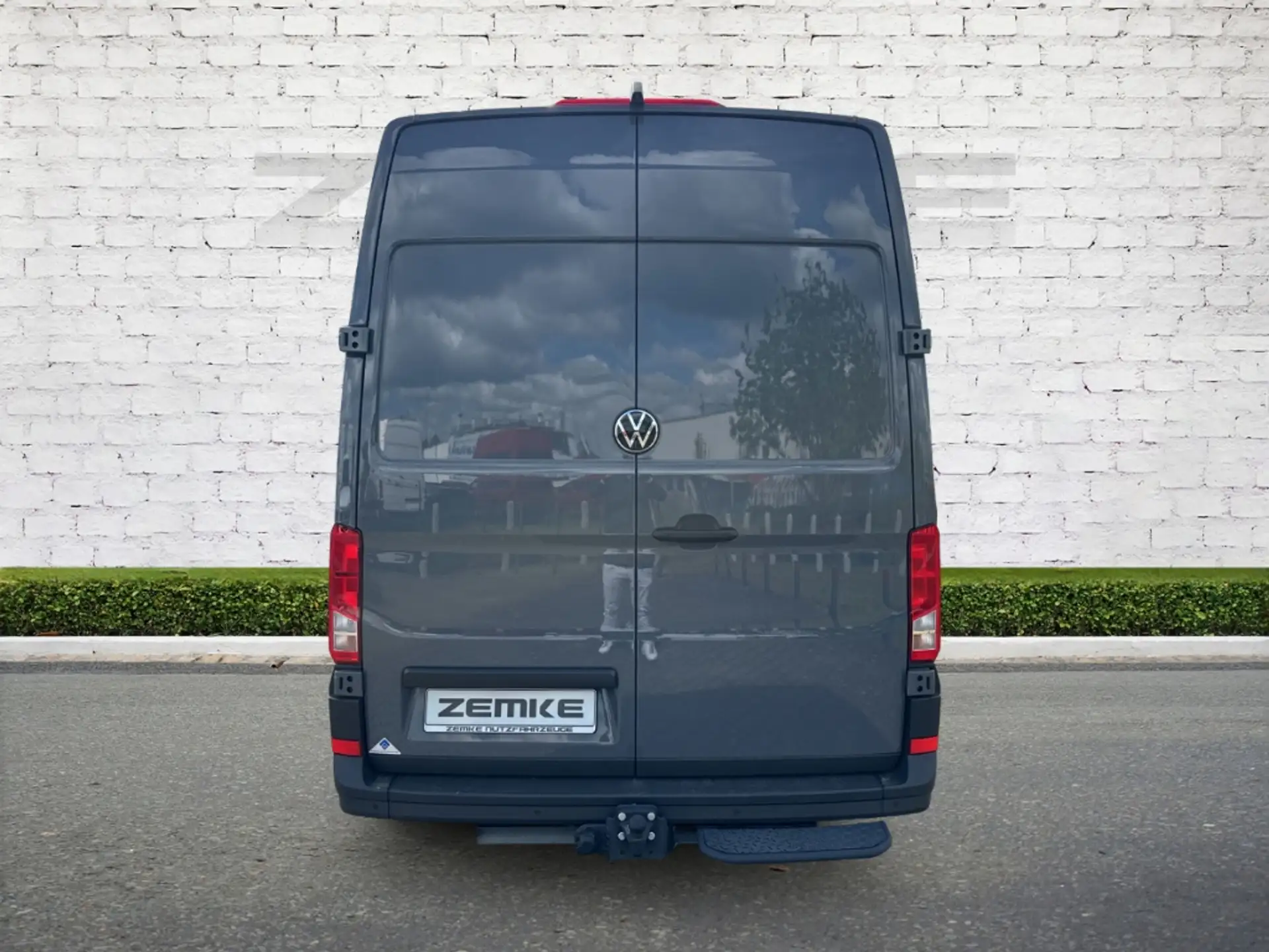 Volkswagen Crafter 35 Kasten Plus 2,0 TDI 6-Sitzer L3H2 Stand 2026 건메탈 사진 4