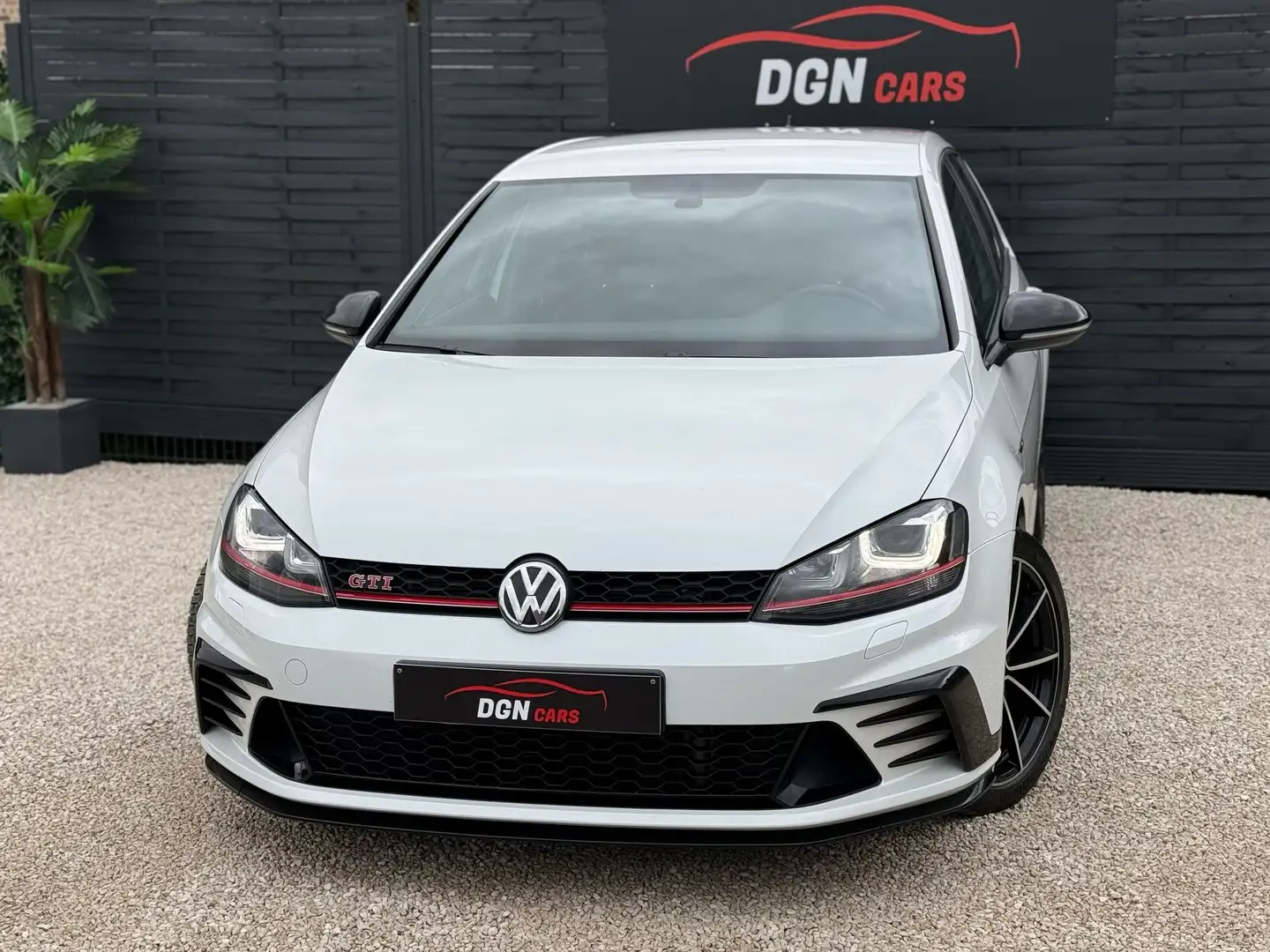 Volkswagen Golf GTI 2.0 TSI Clubsport DSG Weiß - 1
