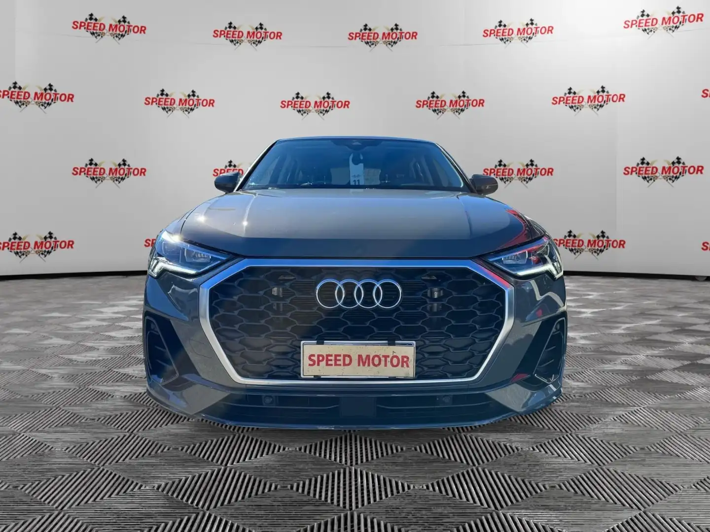 Audi Q3 Q3 SPB 35 TFSI S tronic, FARI FULL LED, IN GARANZ Grijs - 2