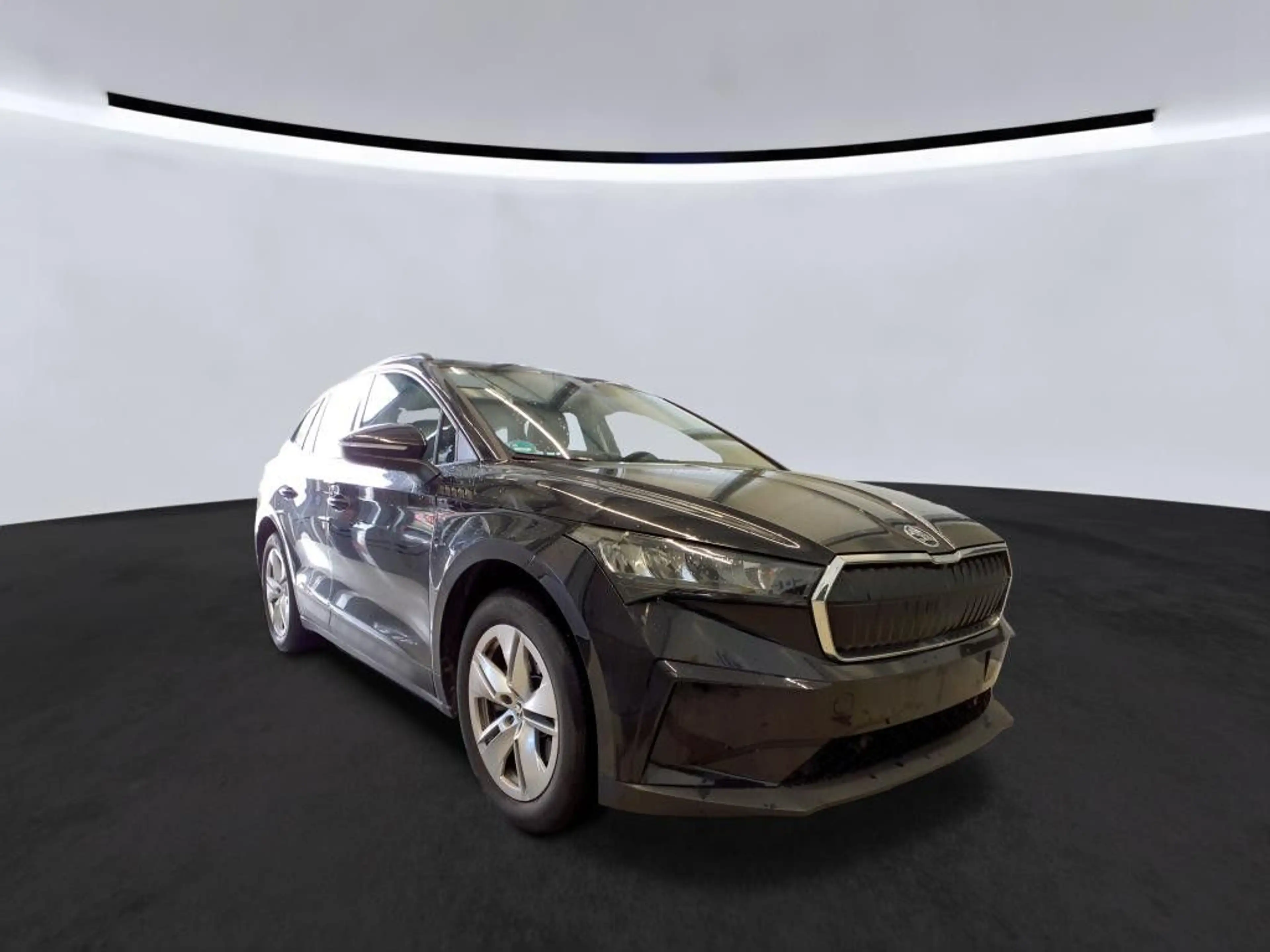 Skoda Enyaq 50 Loft — photo 2