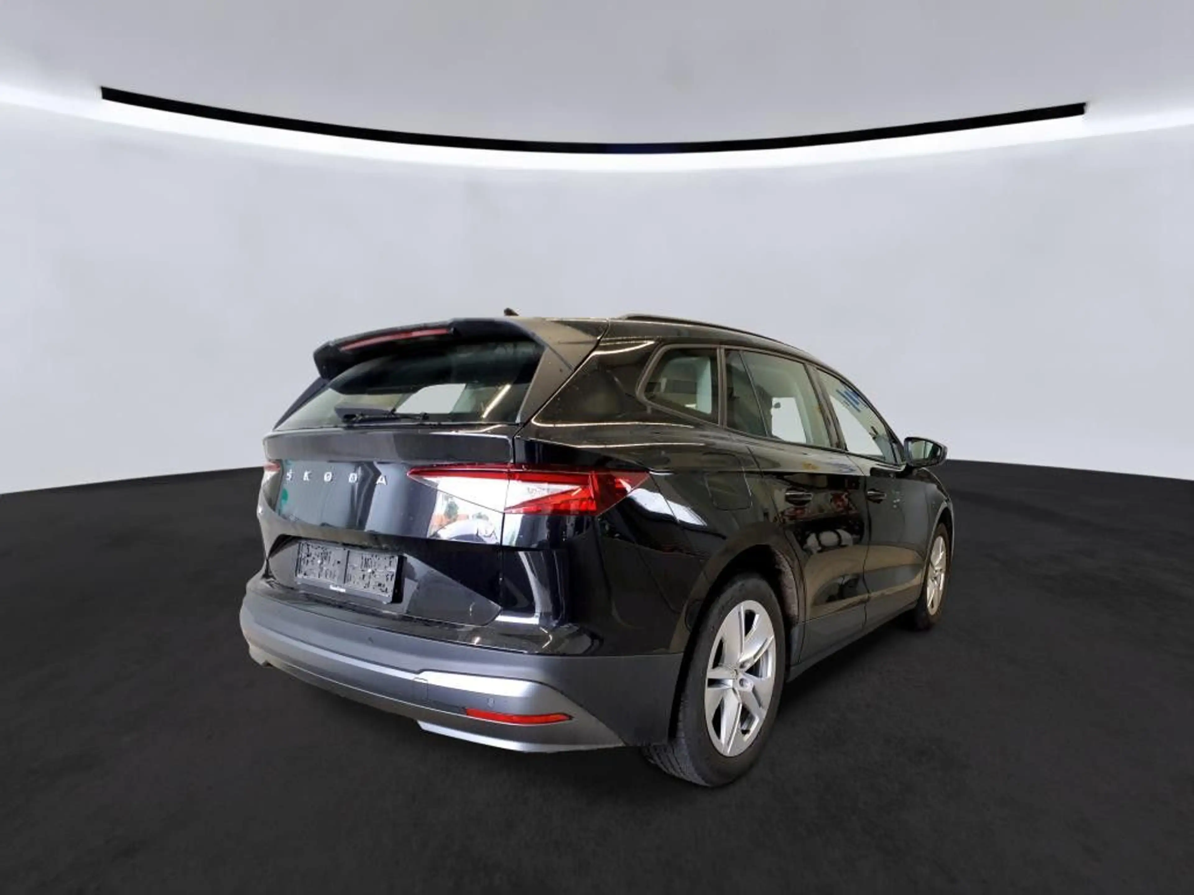 Skoda Enyaq 50 Loft — photo 4