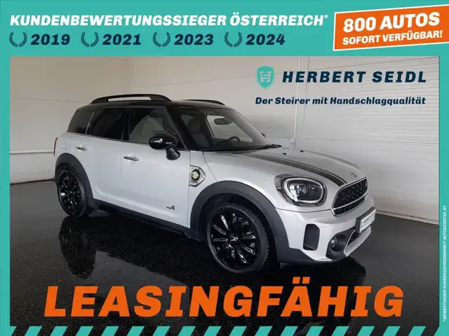 MINI Countryman C LASSIC TRIM 4x4 PHEV Aut. *ADAPT. LED / NAVI / SPORTSITZE / 18 ZOLL / KAMERA / VZ-ERKENNUNG / 2-ZONEN-KLIMA*
