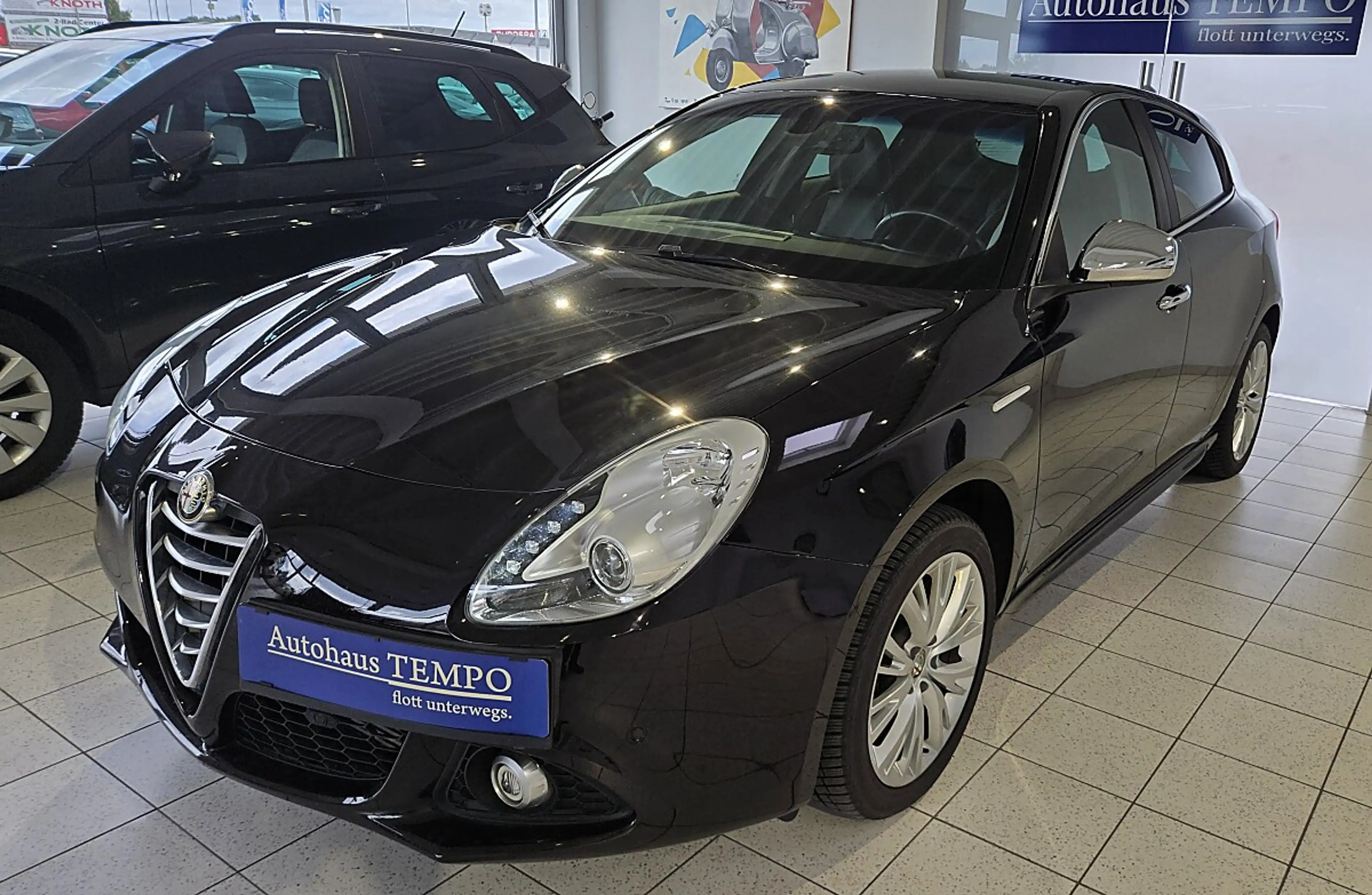 Alfa Romeo Giulietta 2.0 JTDM Exclusive --TOLLE AUSFÜHRUNG-- — photo 4