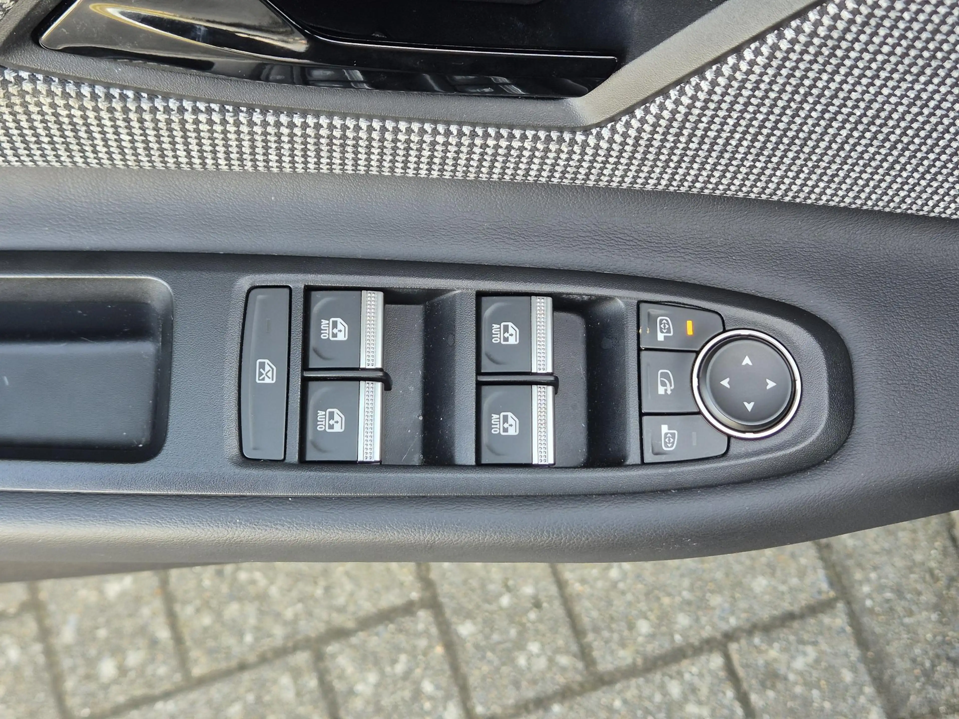 Renault R 4 comfort range iconic 52 kWh Harman/kardon audiosys — photo 26