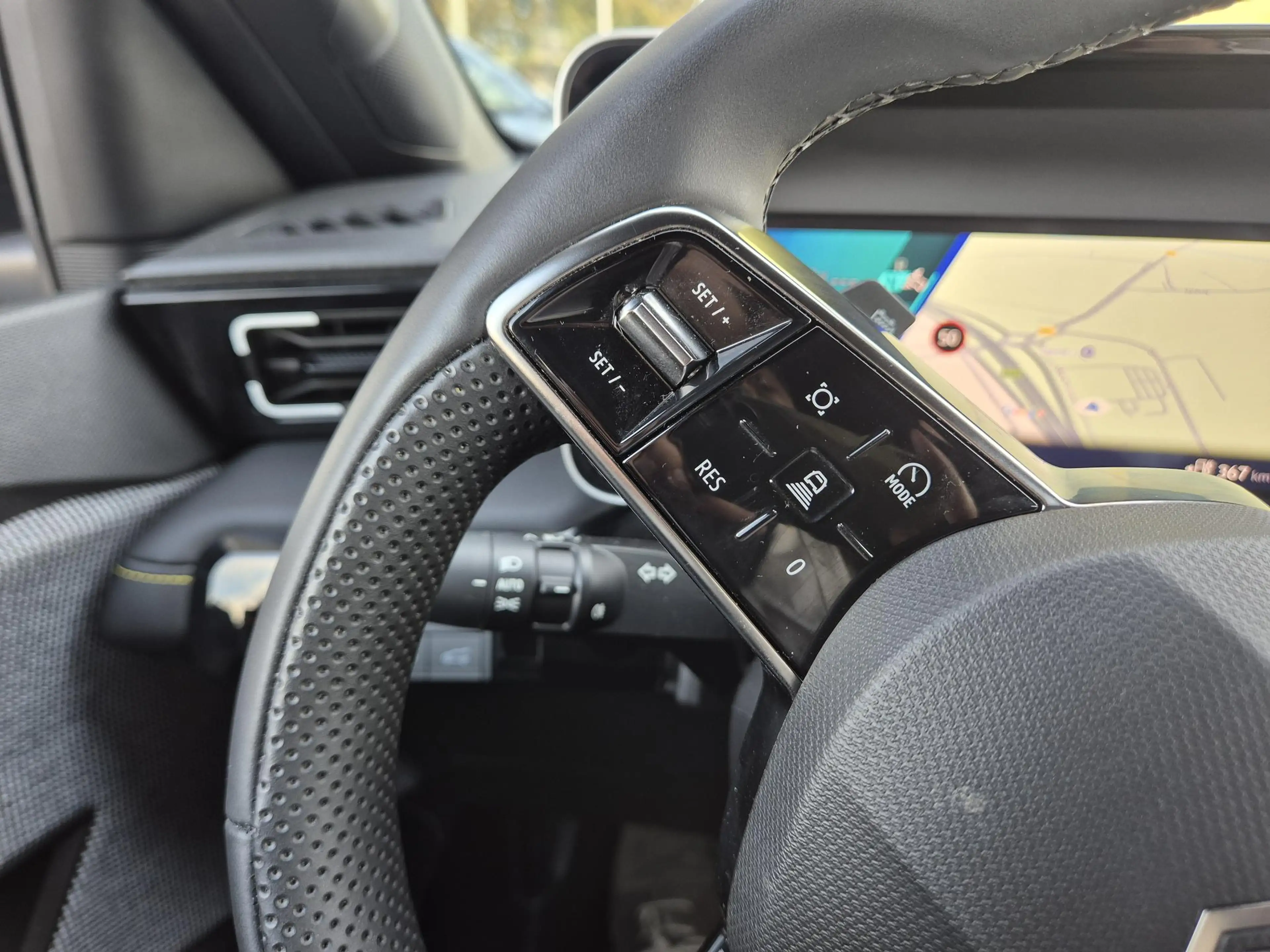 Renault R 4 comfort range iconic 52 kWh Harman/kardon audiosys — photo 13