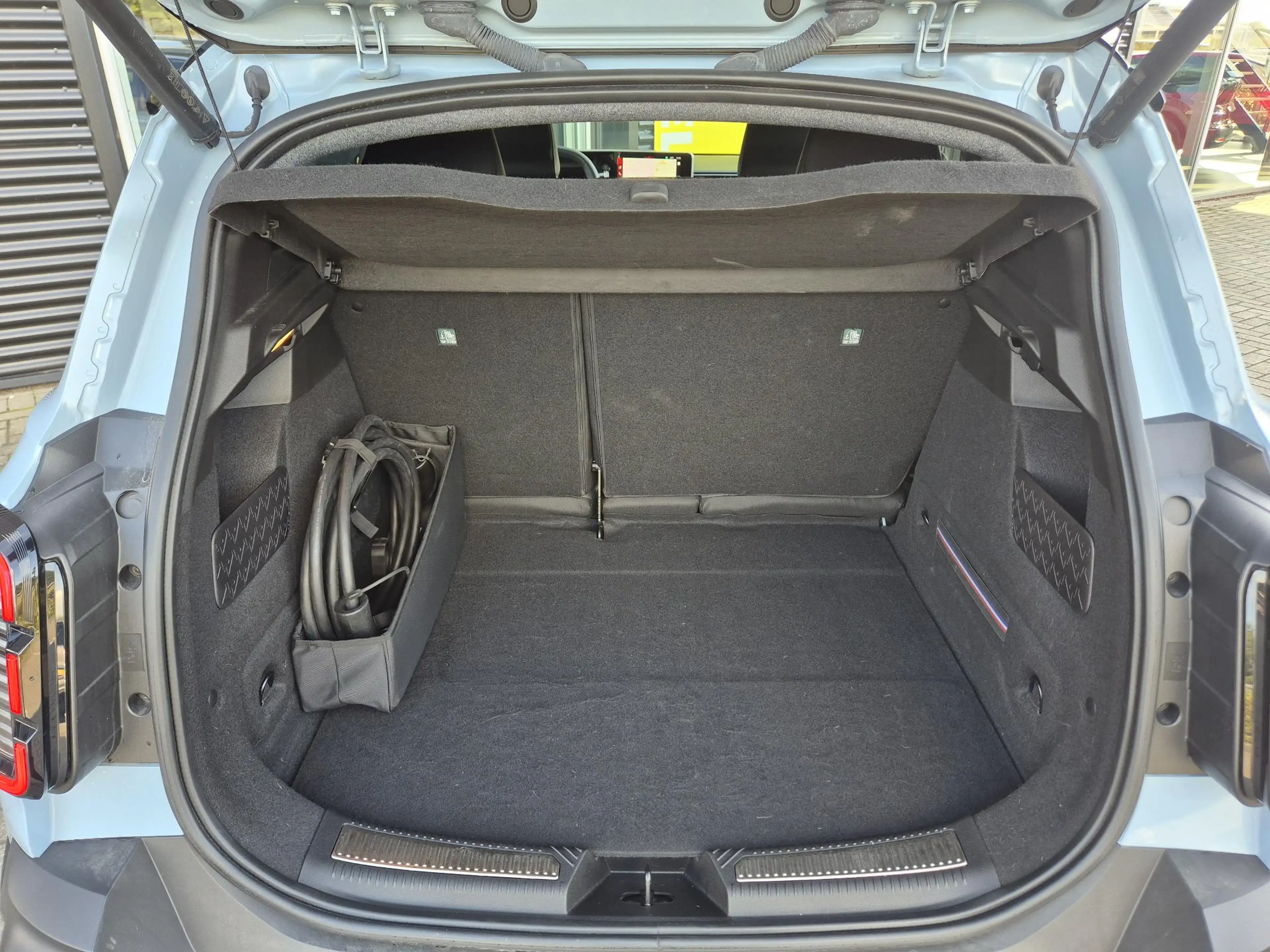 Renault R 4 comfort range iconic 52 kWh Harman/kardon audiosys — photo 28