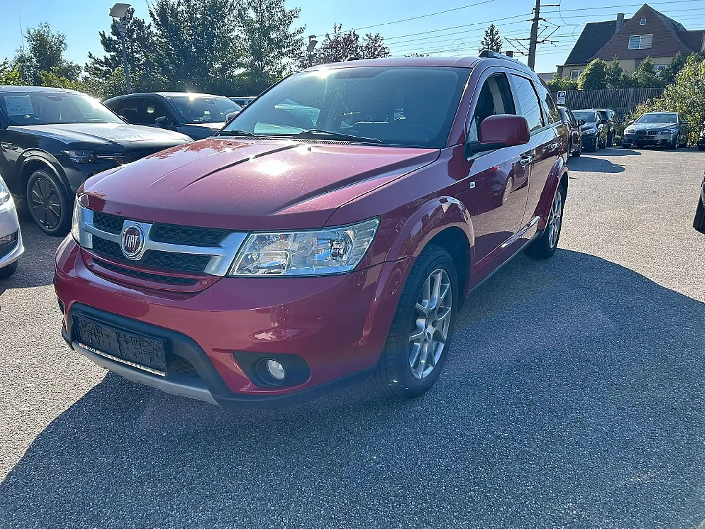 Fiat Freemont 2,0 Multijet II 170 Lounge AWD Aut. / 7 Sitzer ... Rouge - 1