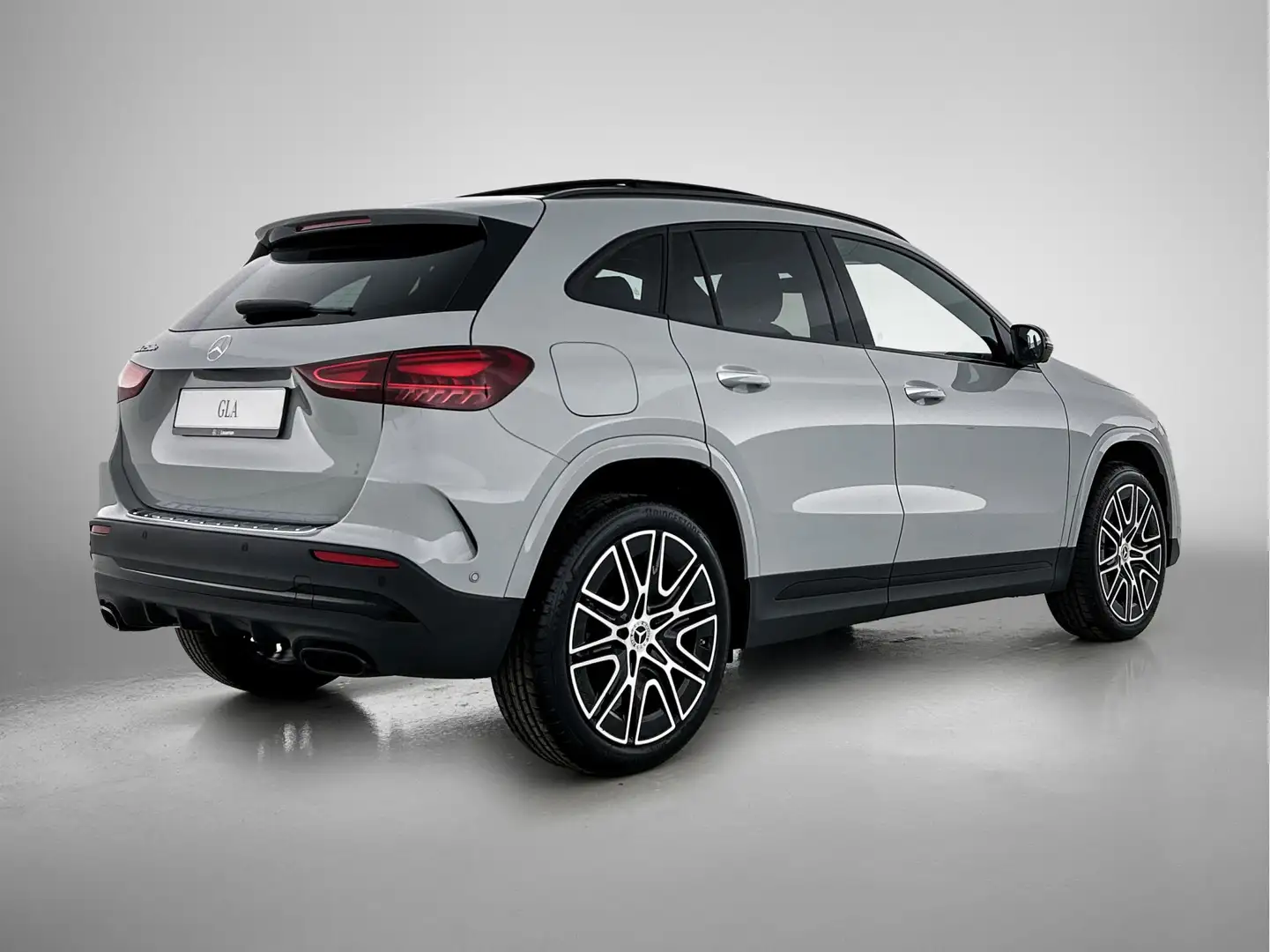 Mercedes-Benz GLA 250 e Business Solution AMG | AMG Line Plus pakket | G Gris - 2