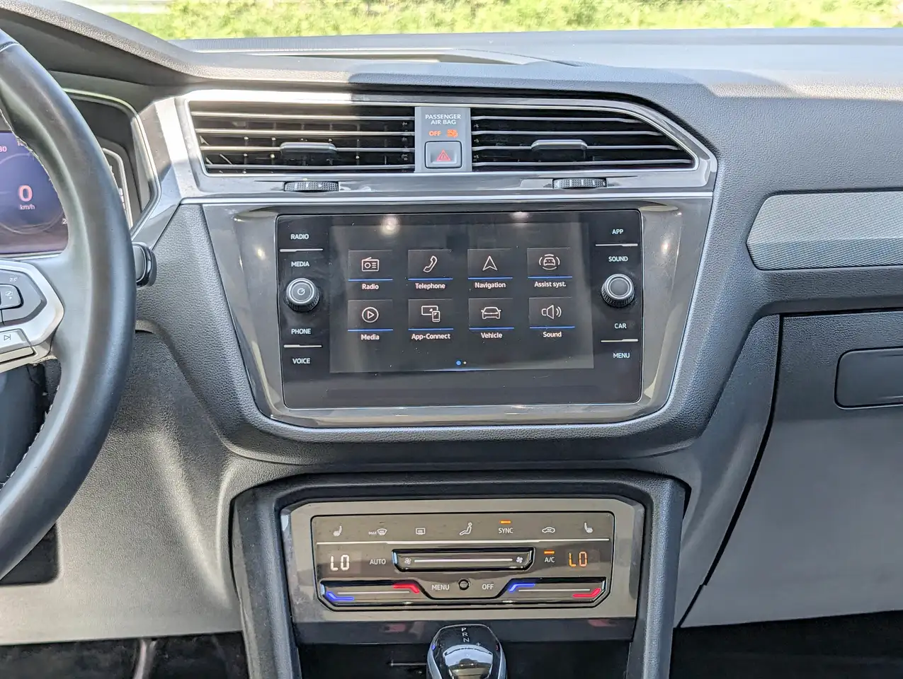 Volkswagen Tiguan снимка Volkswagen Tiguan