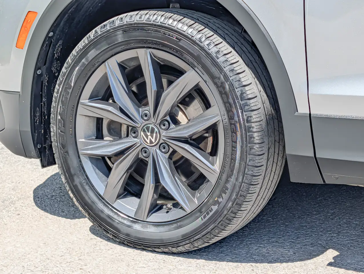 Volkswagen Tiguan снимка Volkswagen Tiguan