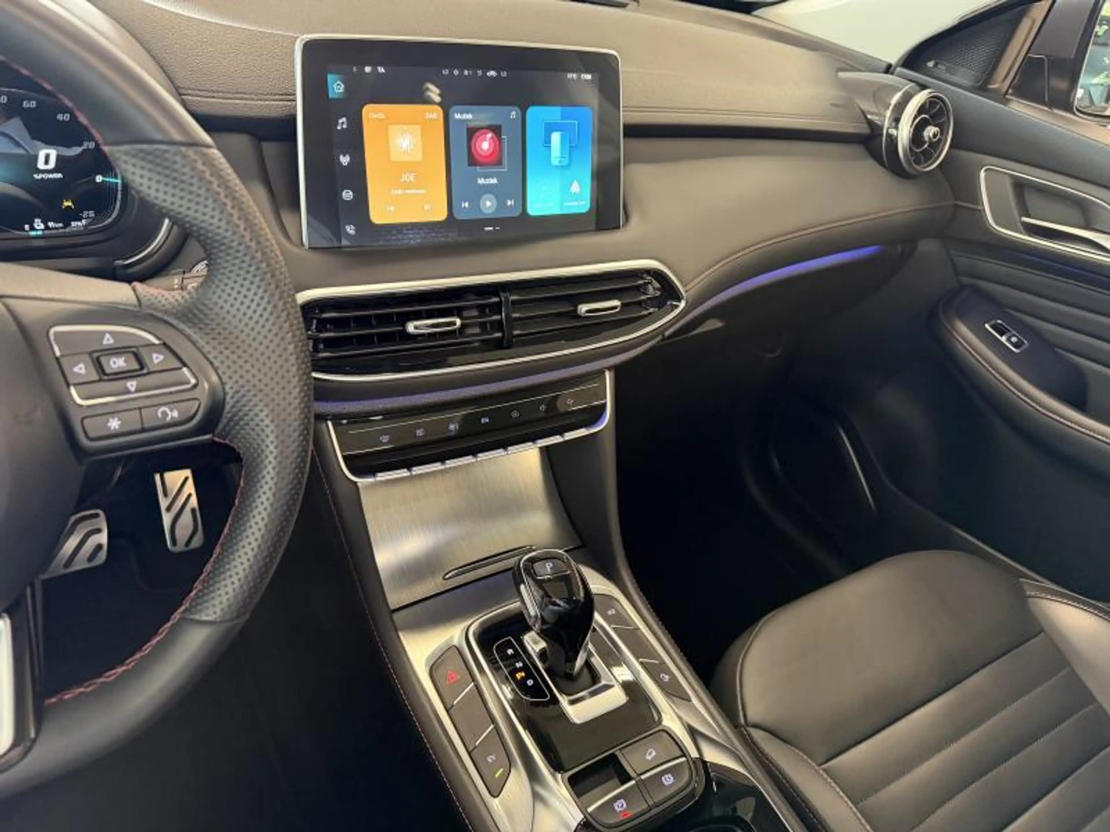 MG EHS 1.5 T-GDI Plug in Hybride Luxury Facelift! | FULL — photo 12