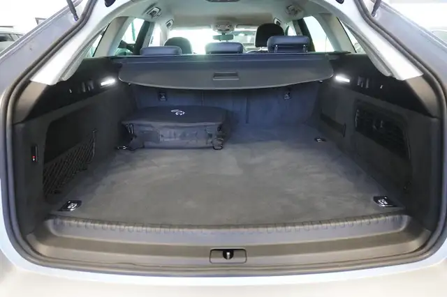 Audi A6 view 10