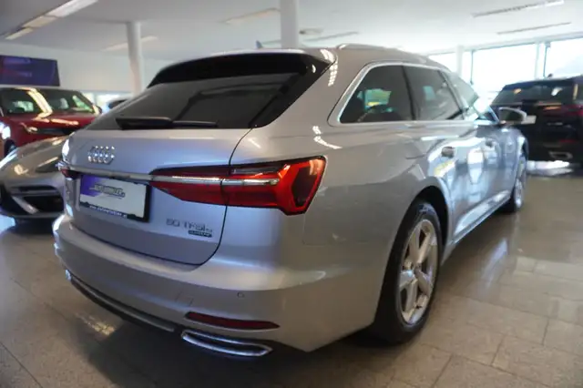 Audi A6 view 6