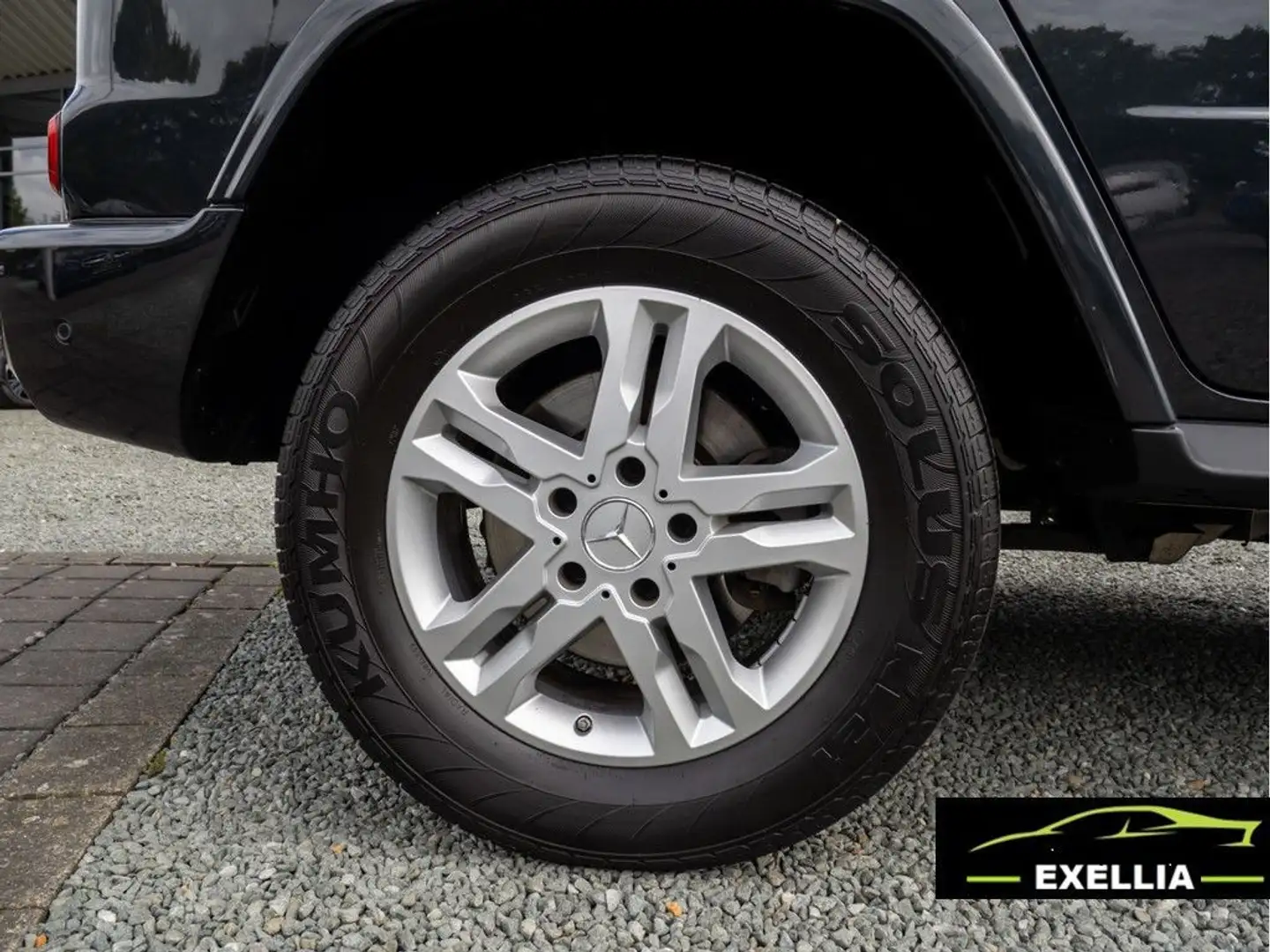 Mercedes-Benz G G 350d 286CV Schwarz - 2
