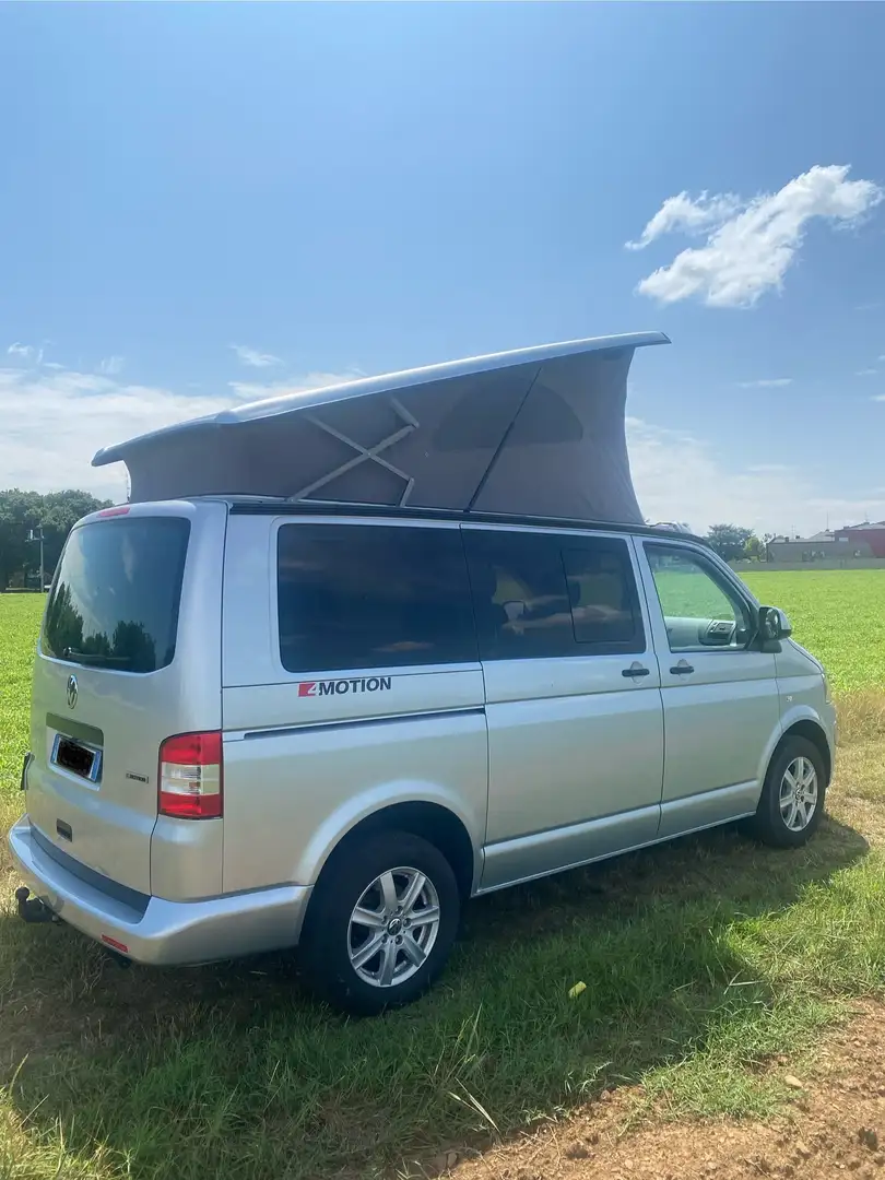 Volkswagen T5 Beach Zilver - 1