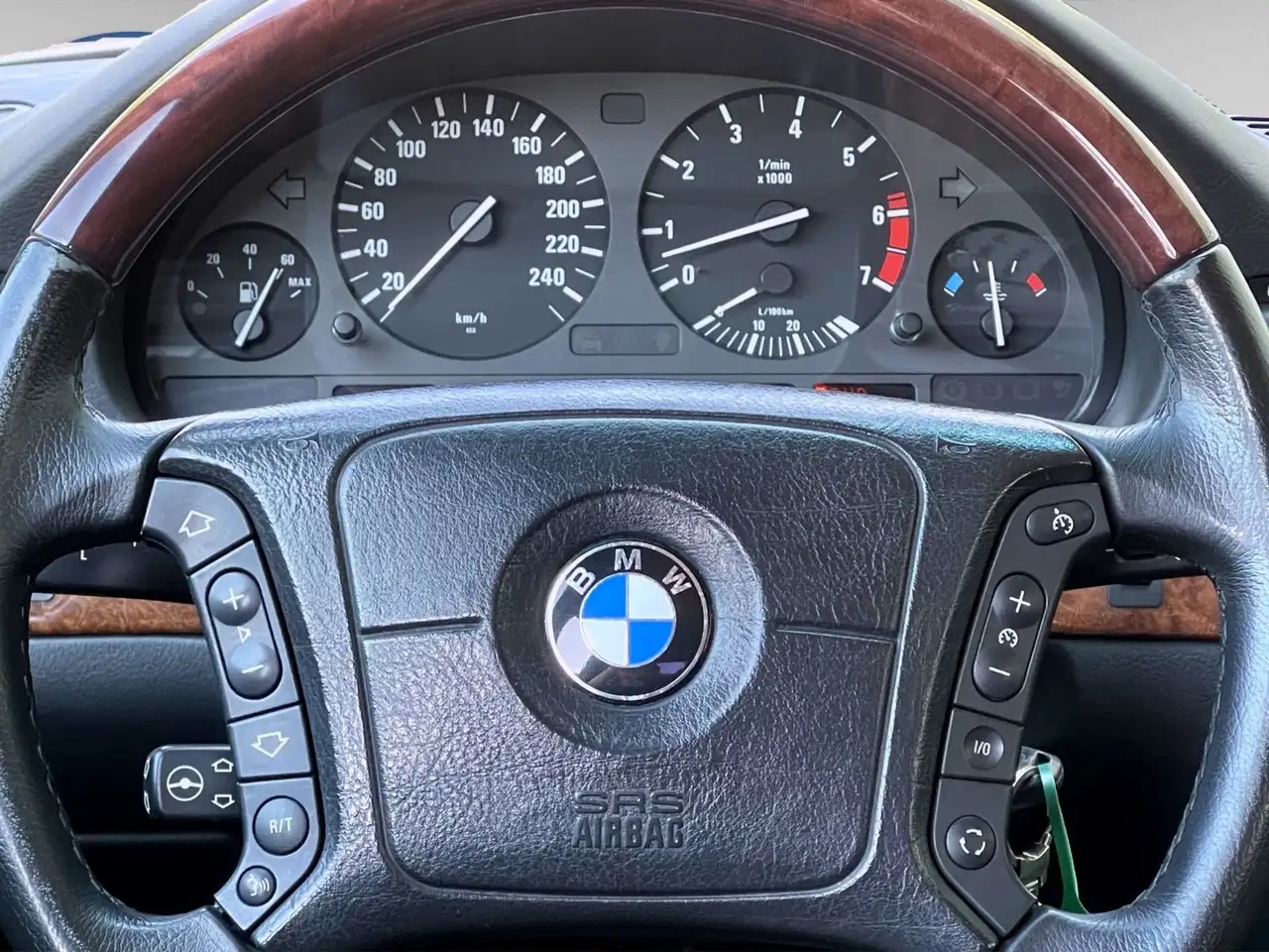 BMW 740 iL A LANG 4,4 TOP-ZUSTAND MASSAGE TÜV NEU, foto 12