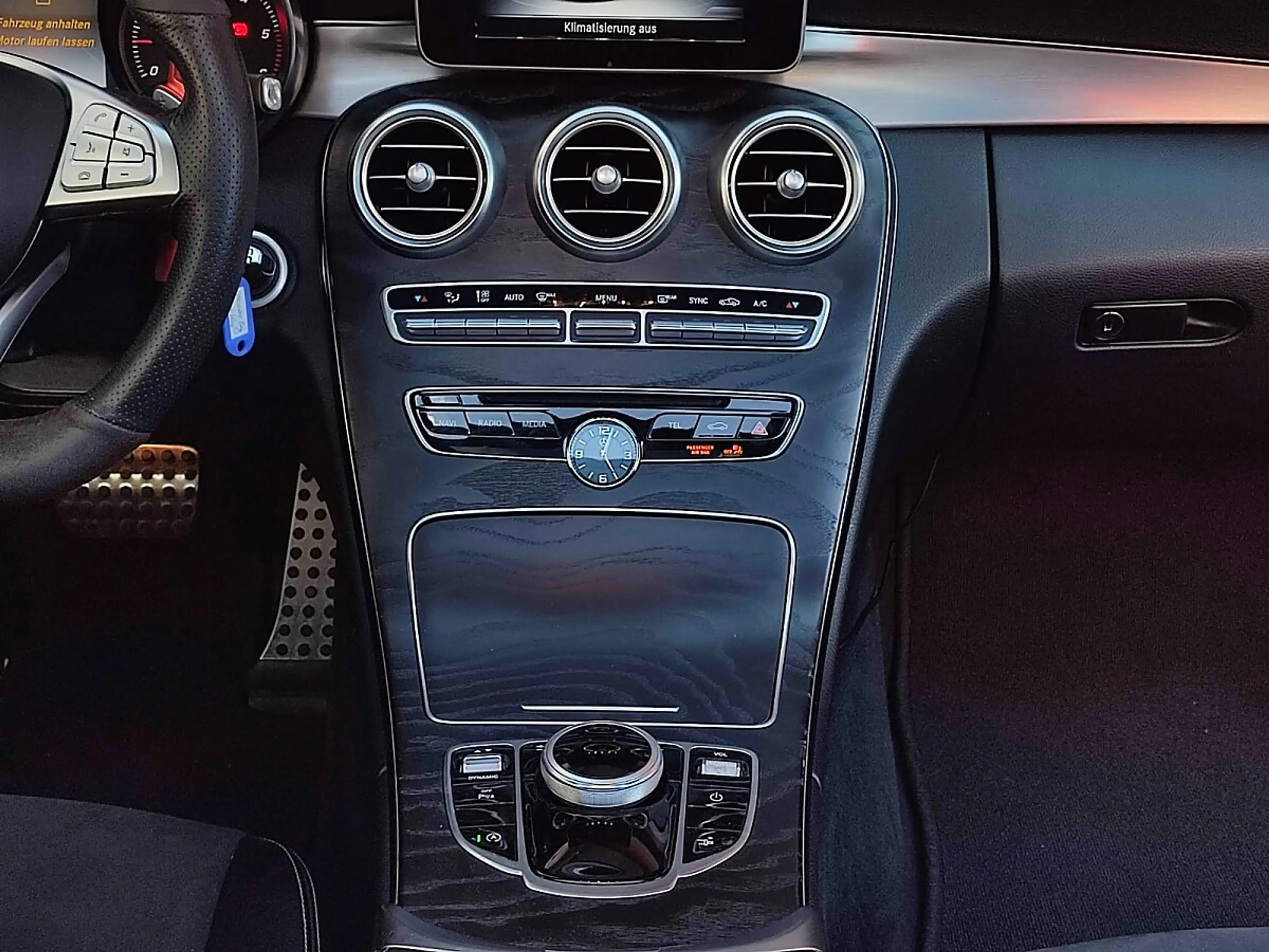 Mercedes-Benz C 220 d Coupe Aut. — photo 2