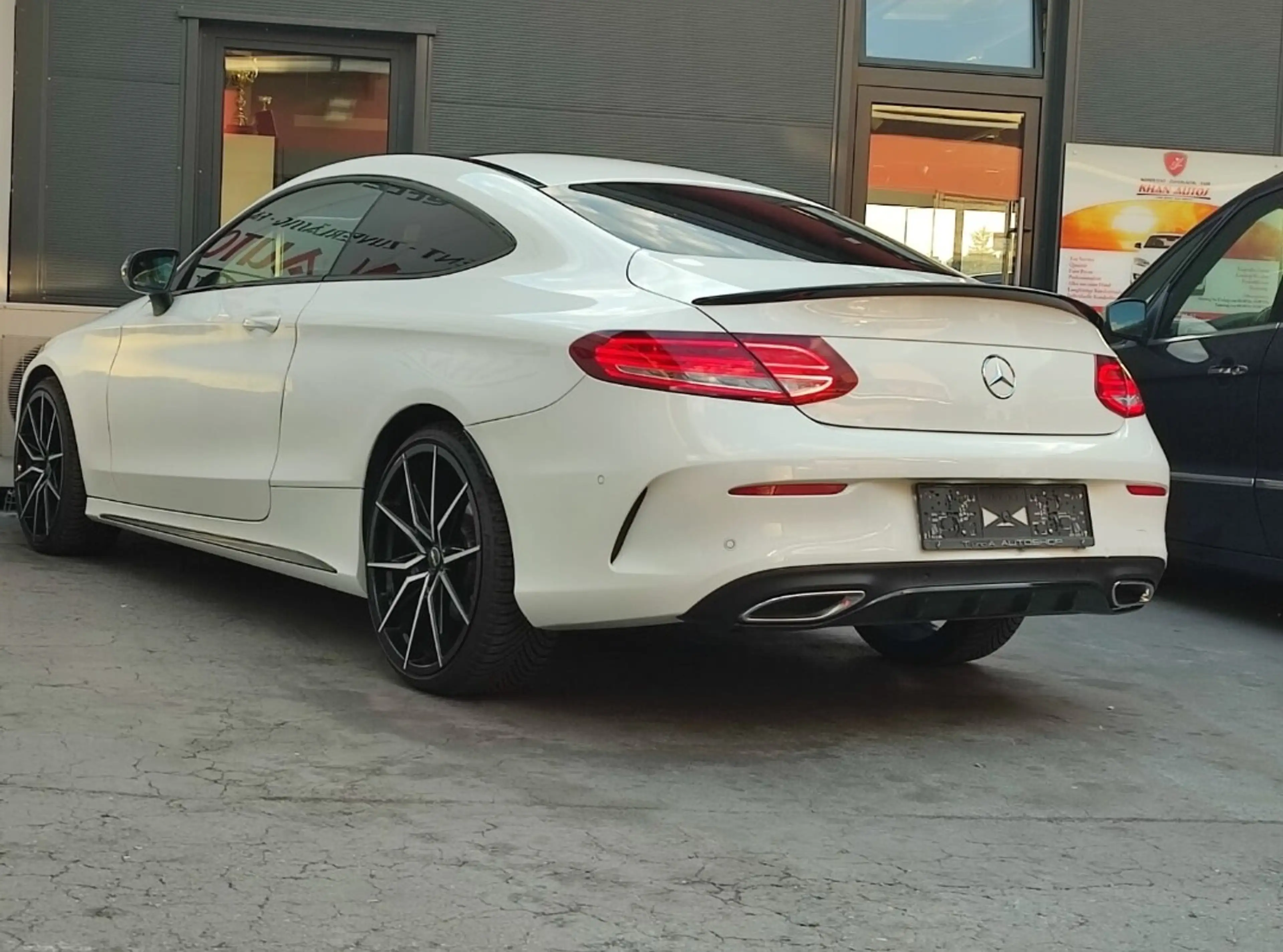Mercedes-Benz C 220 d Coupe Aut. — photo 15