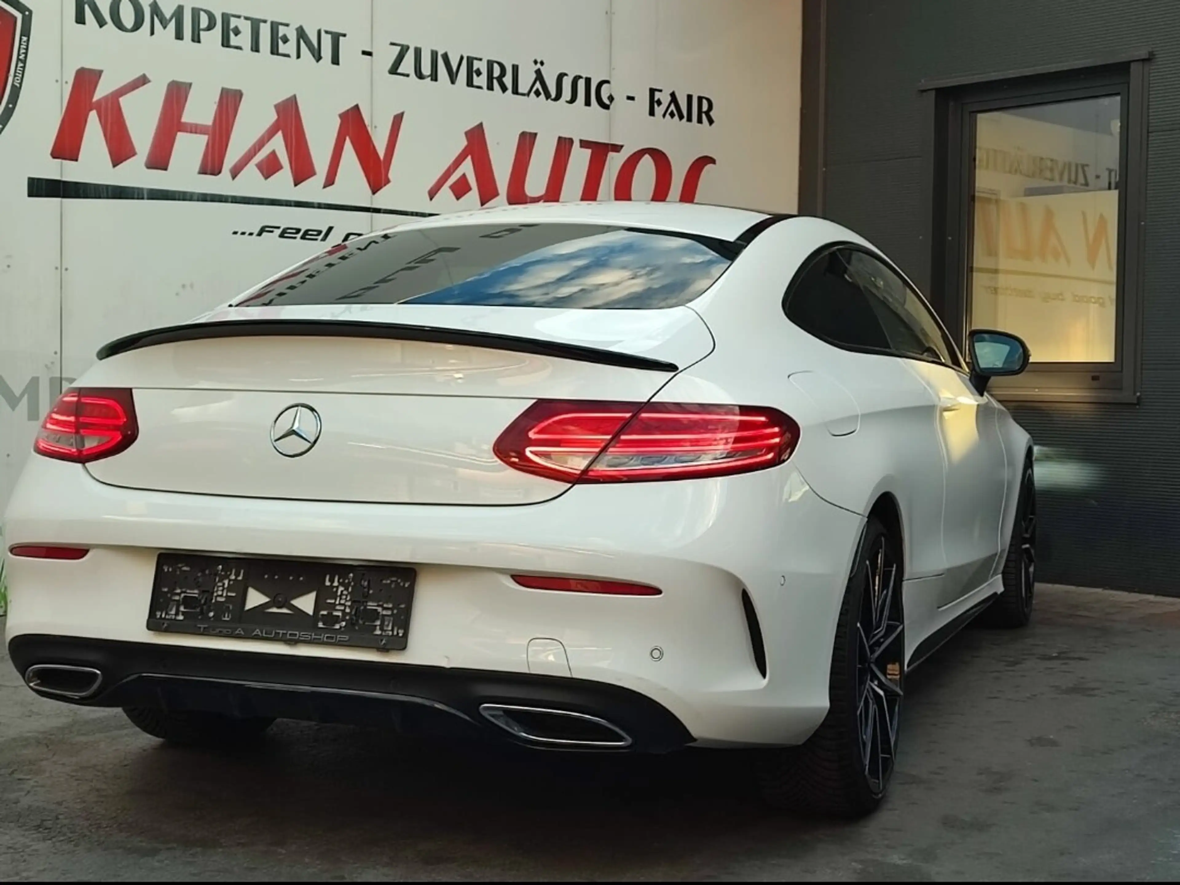 Mercedes-Benz C 220 d Coupe Aut. — photo 11