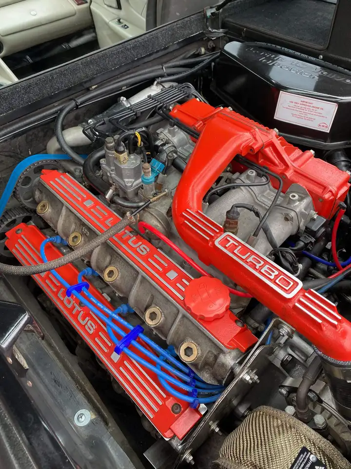 Lotus Esprit Turbo 1988, foto 6