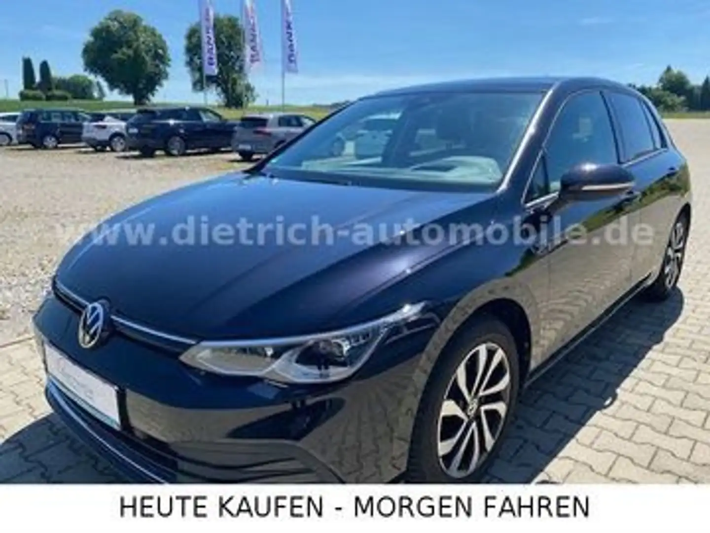 Volkswagen Golf VIII 2,0TDi MOVE DSG ACC AHK KAMERA PDC SHZ Schwarz - 1