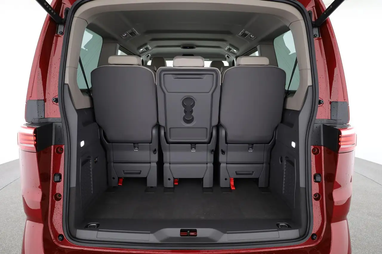Volkswagen T7 Multivan 2026 — фото 12