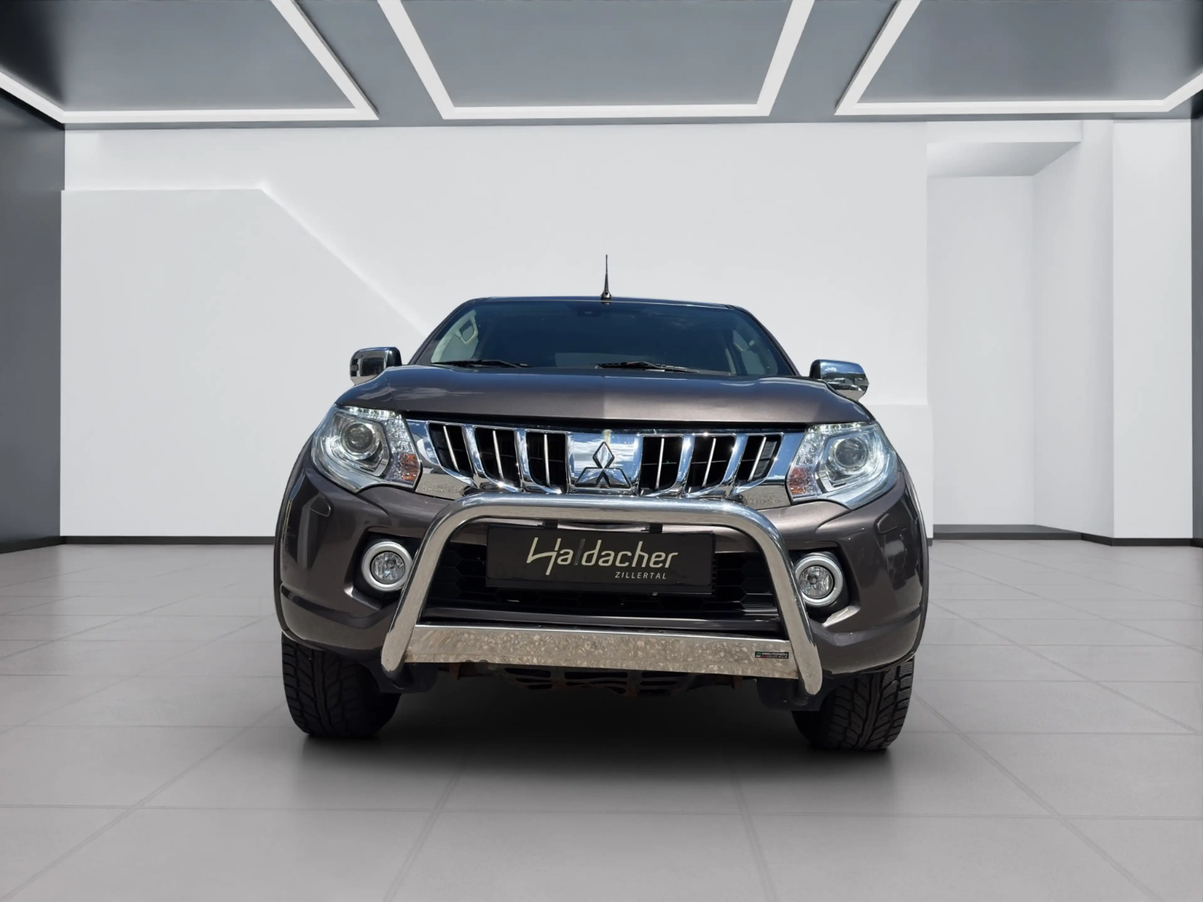 Mitsubishi L200 — photo 3